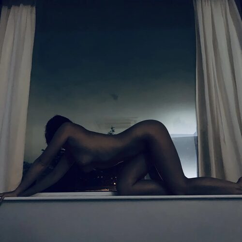 Femme — aperçu 1